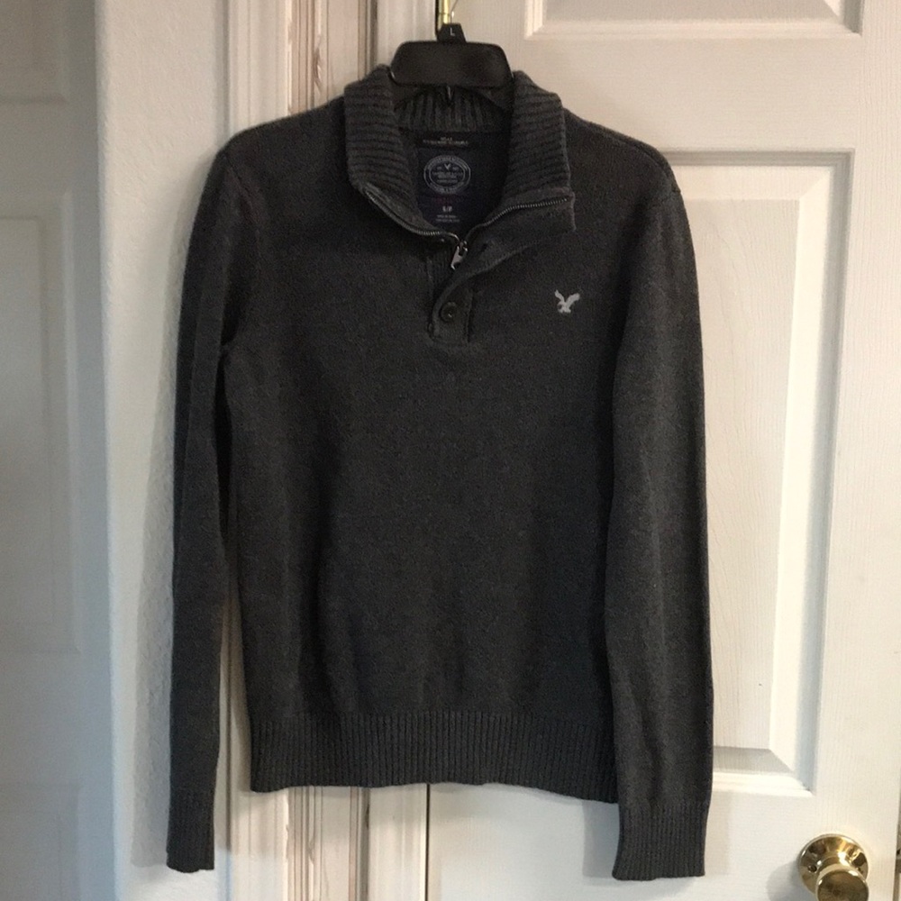 American Eagle Athletic Fit Gray Knit 3 Button Zip Sweater
